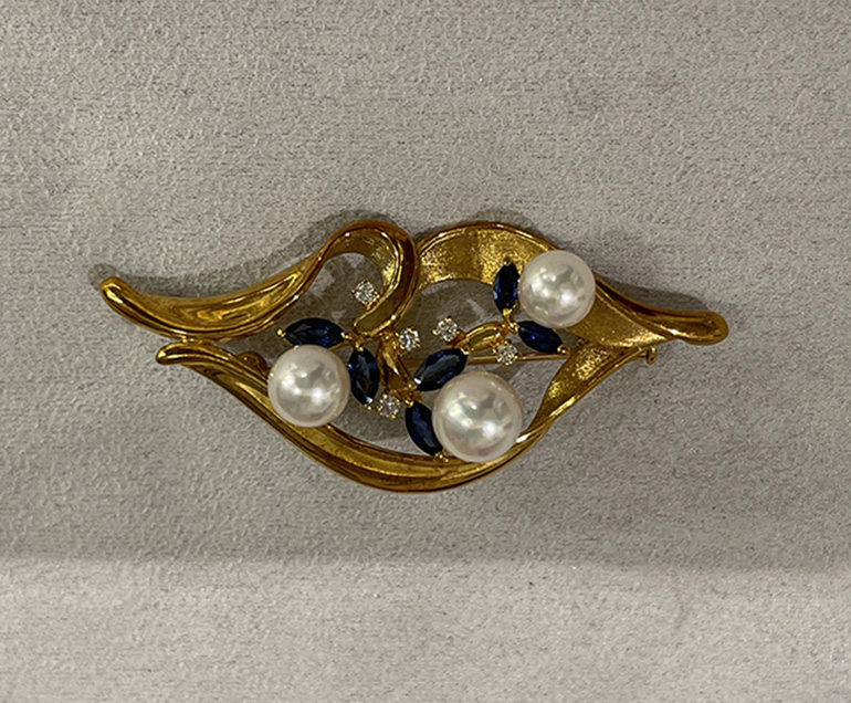 ブローチ-2変色修理前