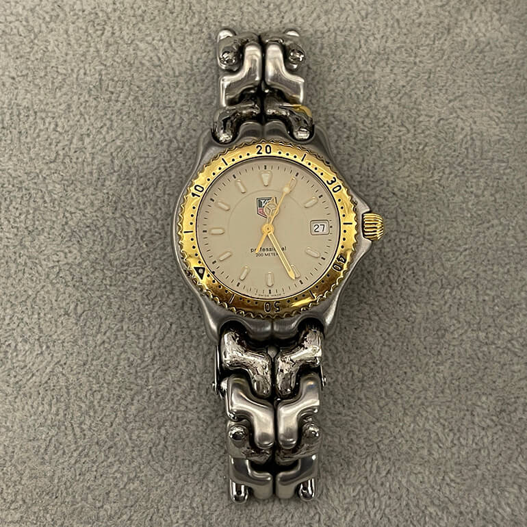 タグ・ホイヤーの再メッキ修理表面-1