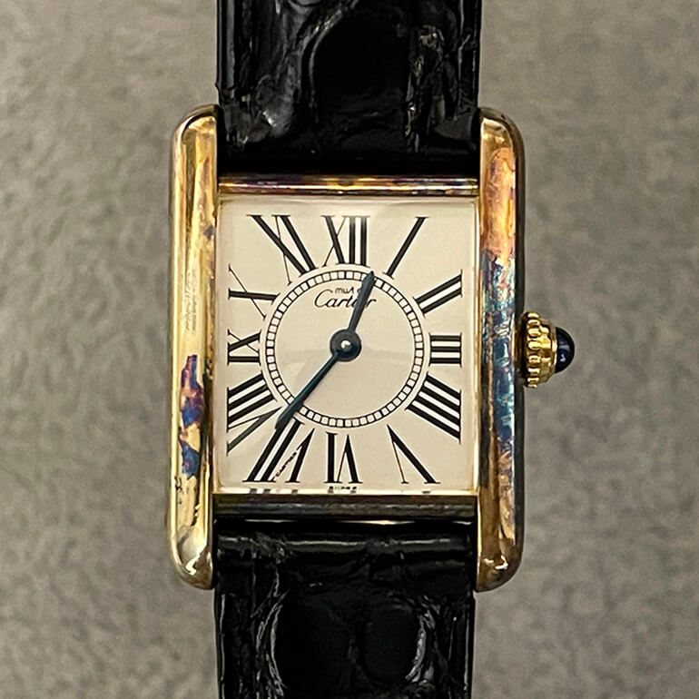 カルティエマストタンクの再メッキ、修理前の表面