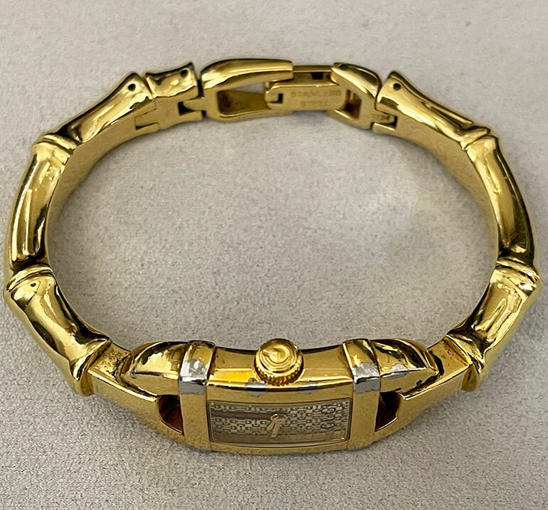 GUCCIの再メッキ修理前2