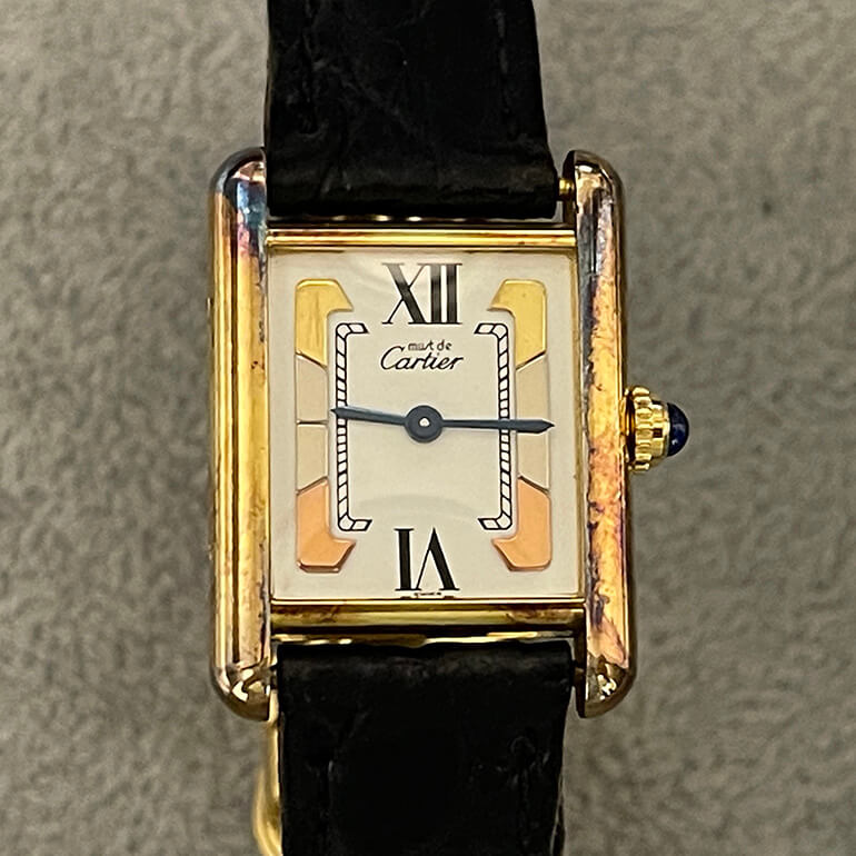 カルティエタンク修理前の表面の写真-1