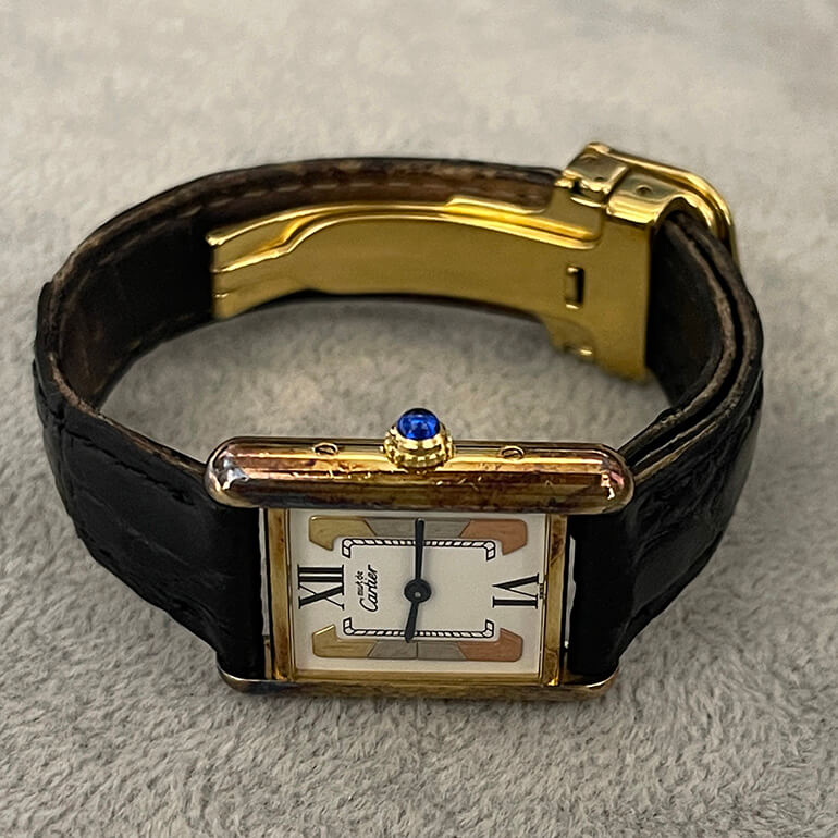 カルティエタンク修理前の表面の写真-3