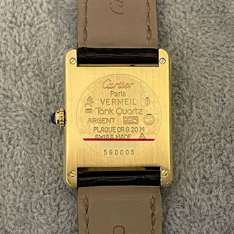 変色取り修理後のタンクの裏面