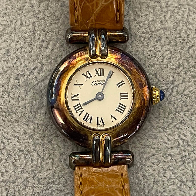 変色取り修理前の表面