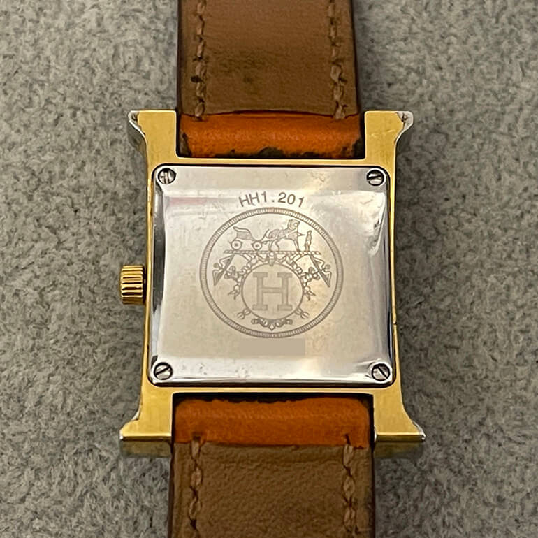 エルメスHウォッチの修理前-裏面