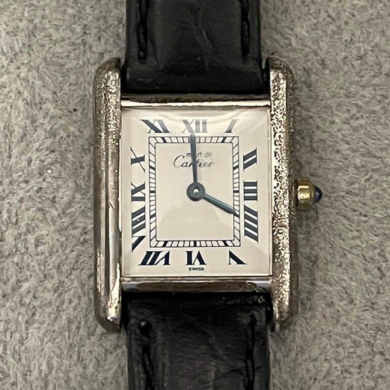 カルティエタンクの再メッキお預かり時の表面