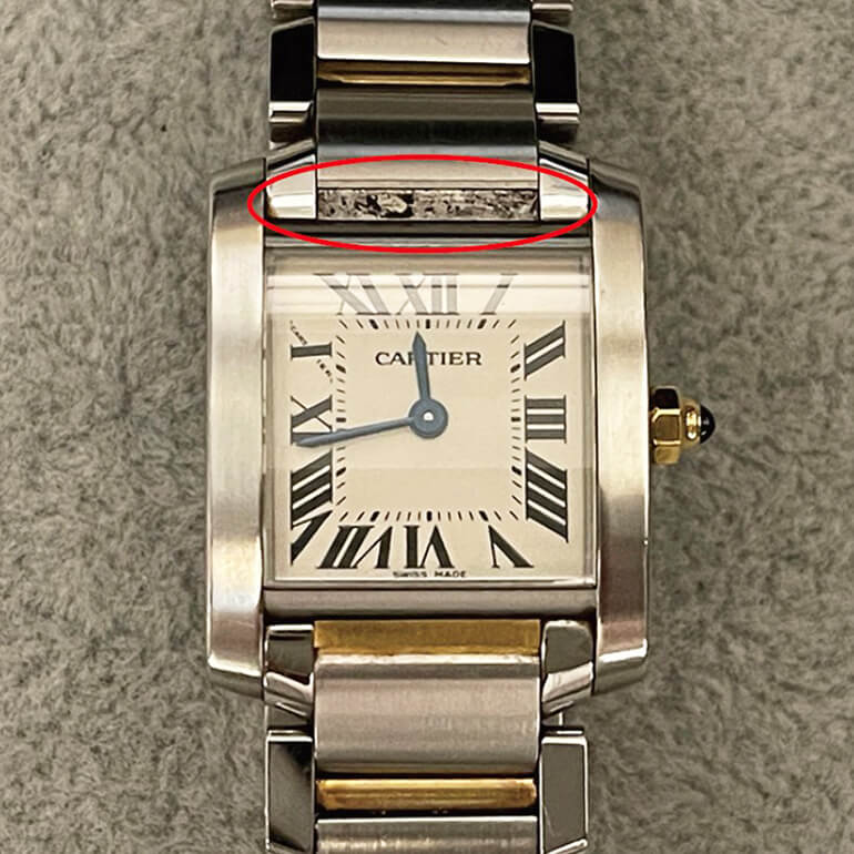 カルティエのパーツが取れた写真