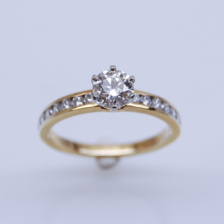 リフォーム前の１８金のダイヤリング