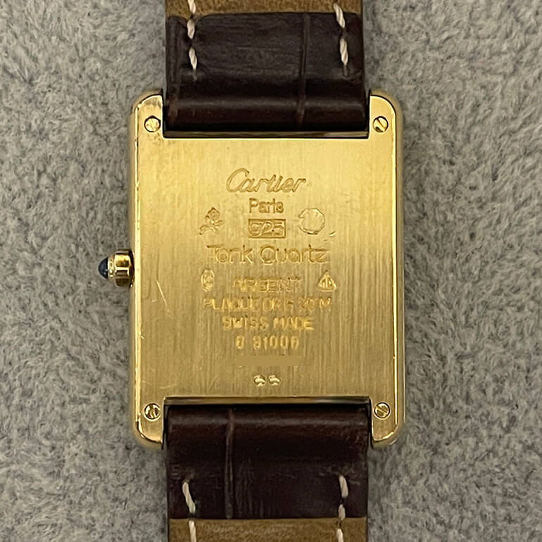 カルティエマストタンクの変色取り後の裏面
