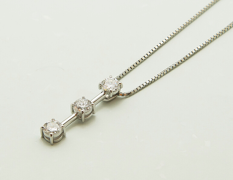 リフォームしたダイヤのペンダントネックレス