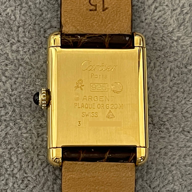 カルティエタンク再メッキ修理後の裏面の写真