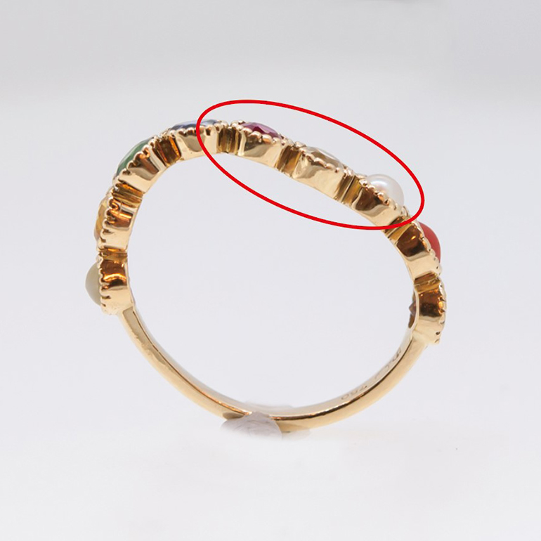 変形したリング-3