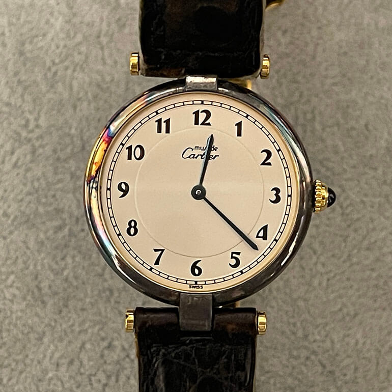 カルティエヴァンドーム修理前の表面の写真