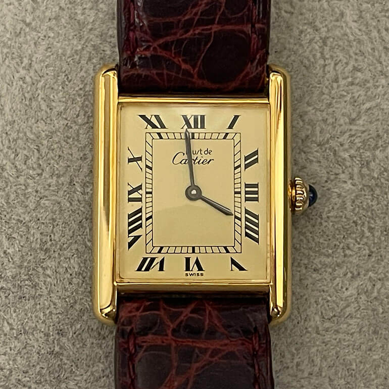 カルティエタンク修理後の表面の写真