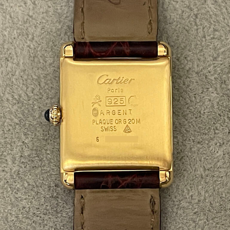 カルティエタンク修理後の裏面の写真