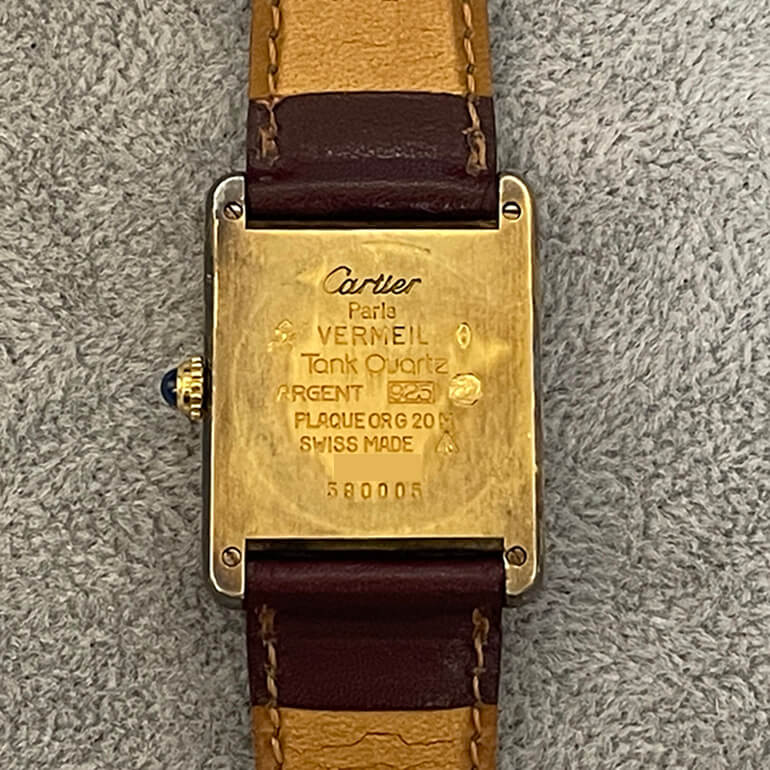 カルティエタンク修理前の裏面の写真