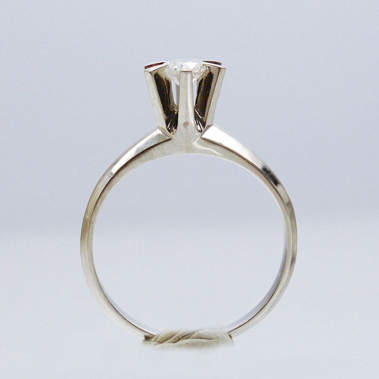 リフォーム前のダイヤのリ婚約ング