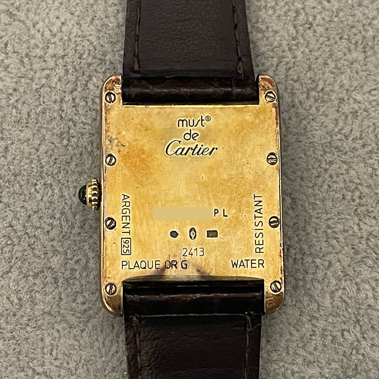 カルティエタンク修理前の裏面の写真