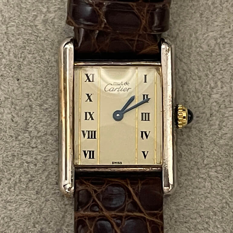 カルティエタンク修理前の表面の写真