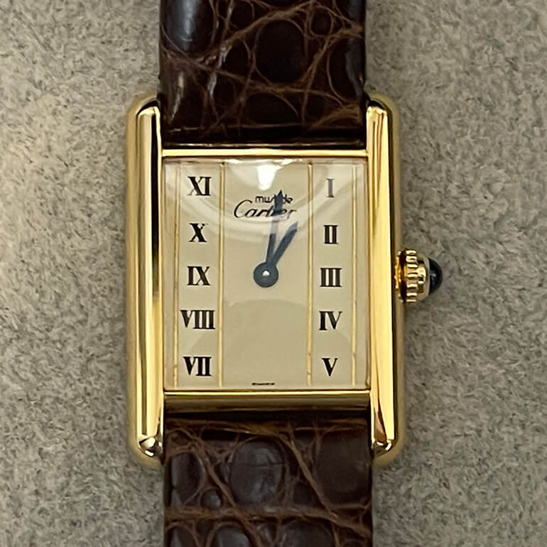 カルティエタンク修理後の表面の写真