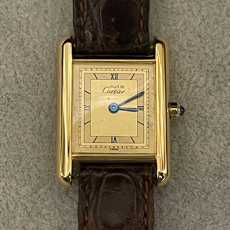 カルティエタンク修理後の表面の写真