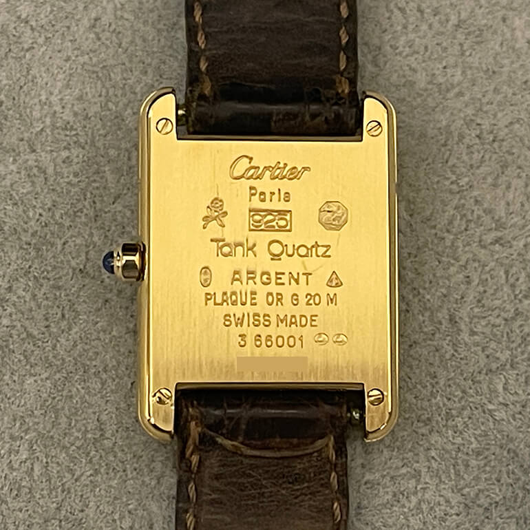 カルティエタンク修理後の裏面の写真