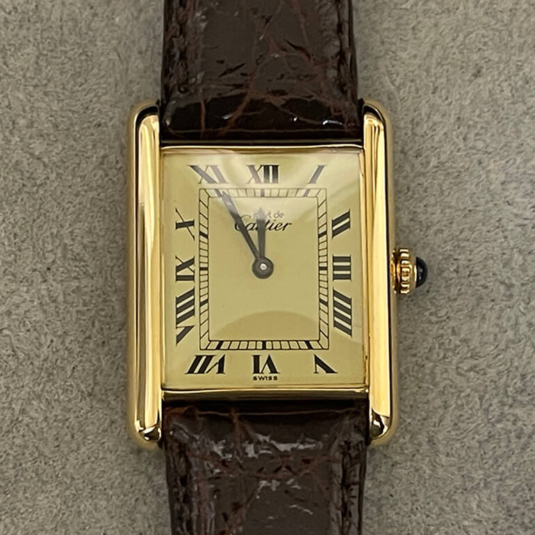 カルティエタンク修理後の表面の写真