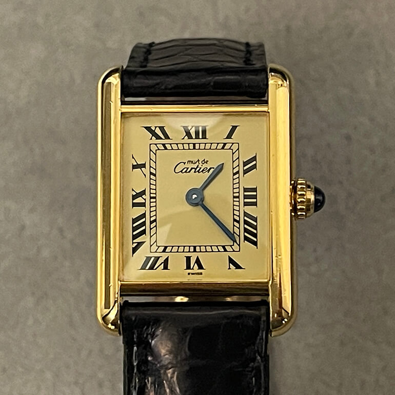 カルティエタンク修理後の表面の写真