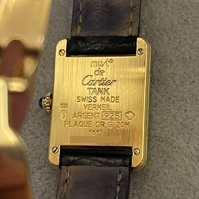 カルティエタンク修理後の裏面の写真
