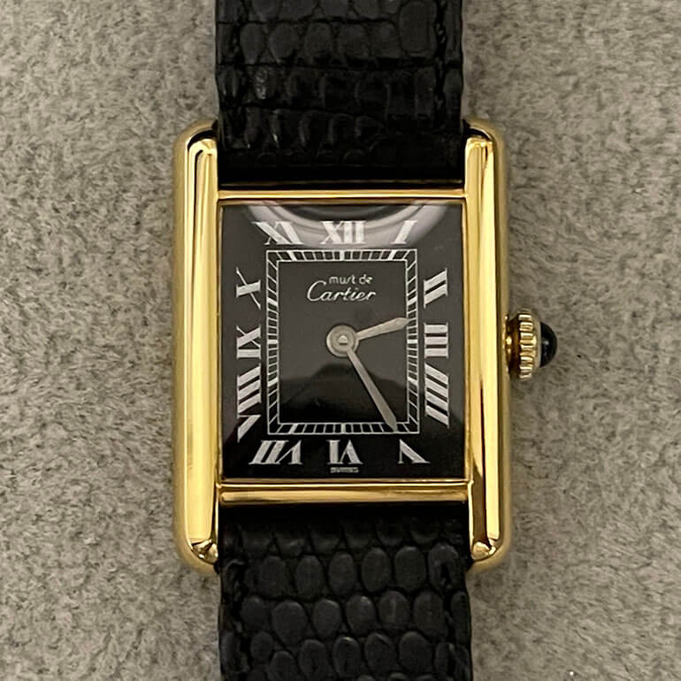 カルティエタンク修理後の表面の写真