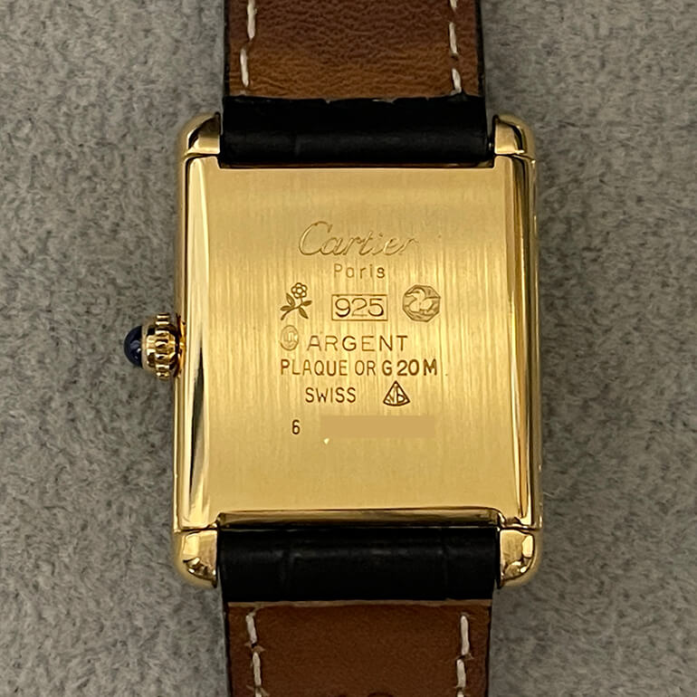 カルティエタンク修理後の裏面の写真