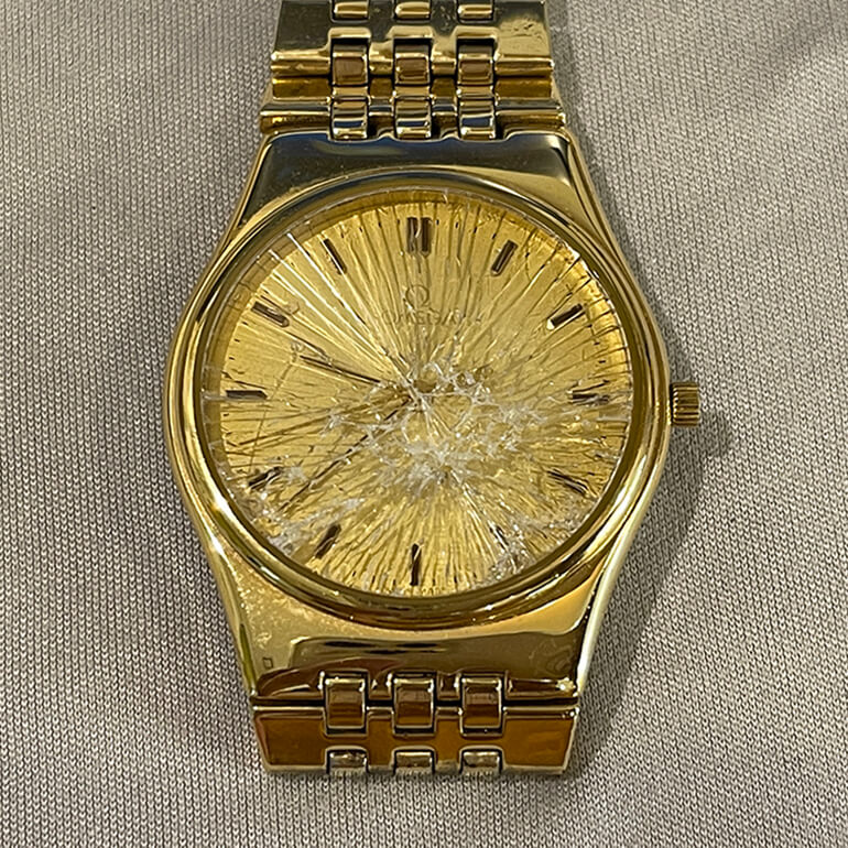 オメガのガラス交換-before-1