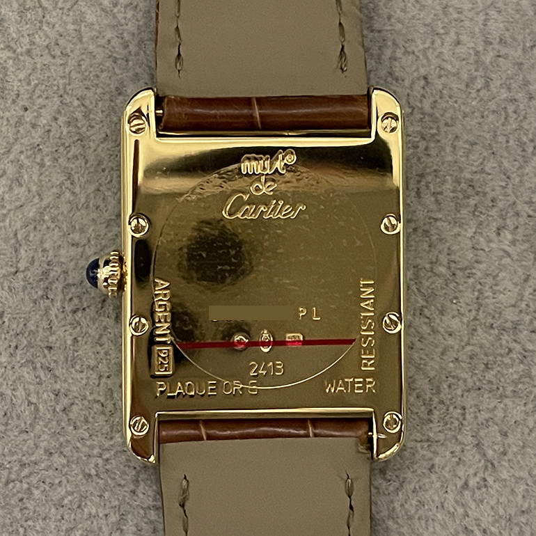 カルティエタンク再メッキ修理後の裏面の写真